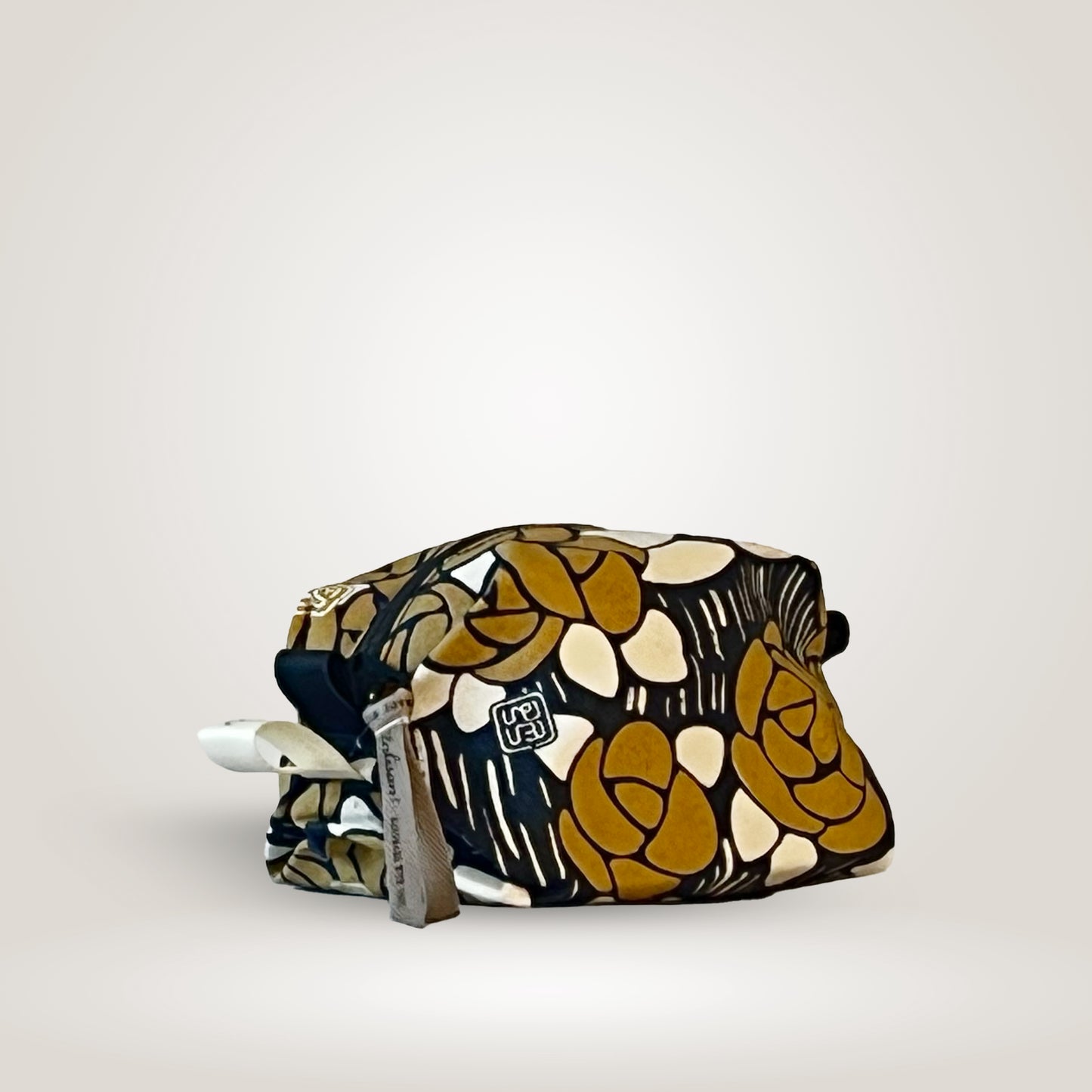 Small Luna Cube "Nero Indigo" by Tulisan