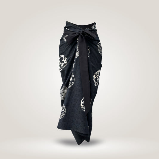 White black Yukabe Sarong by NES