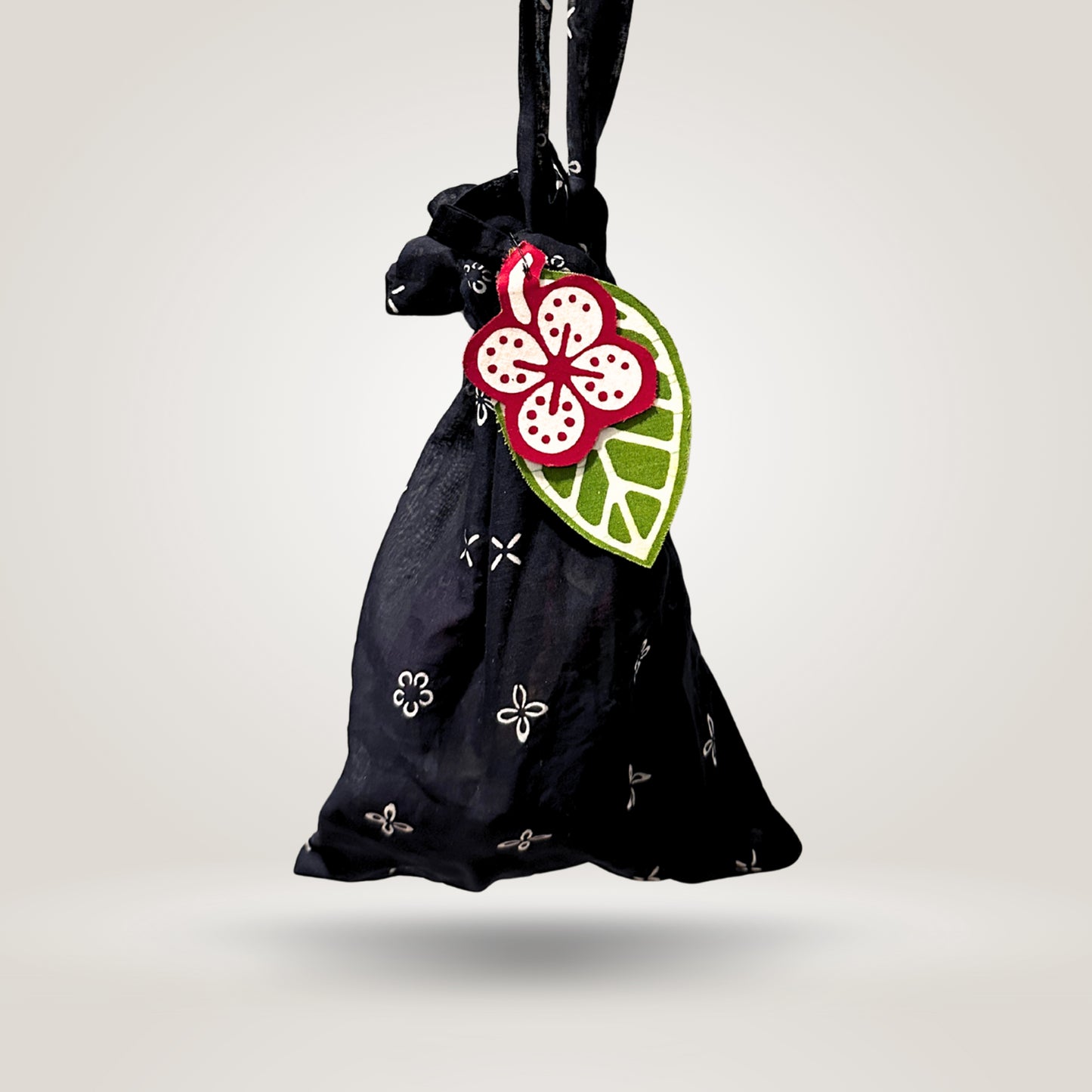 Holiday Season Charm by Sejauh Mata Memandang