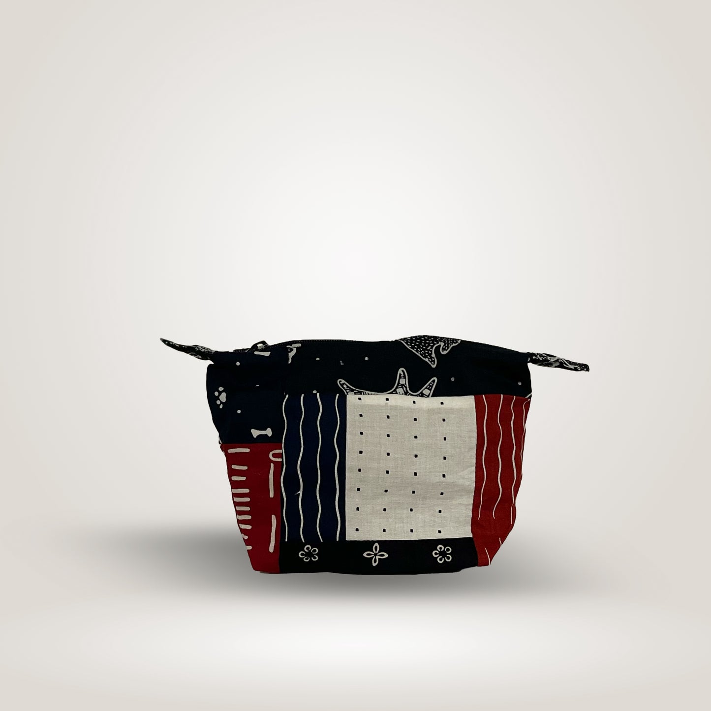 Zipper Pouch "Daur' by Sejauh Mata Memandang